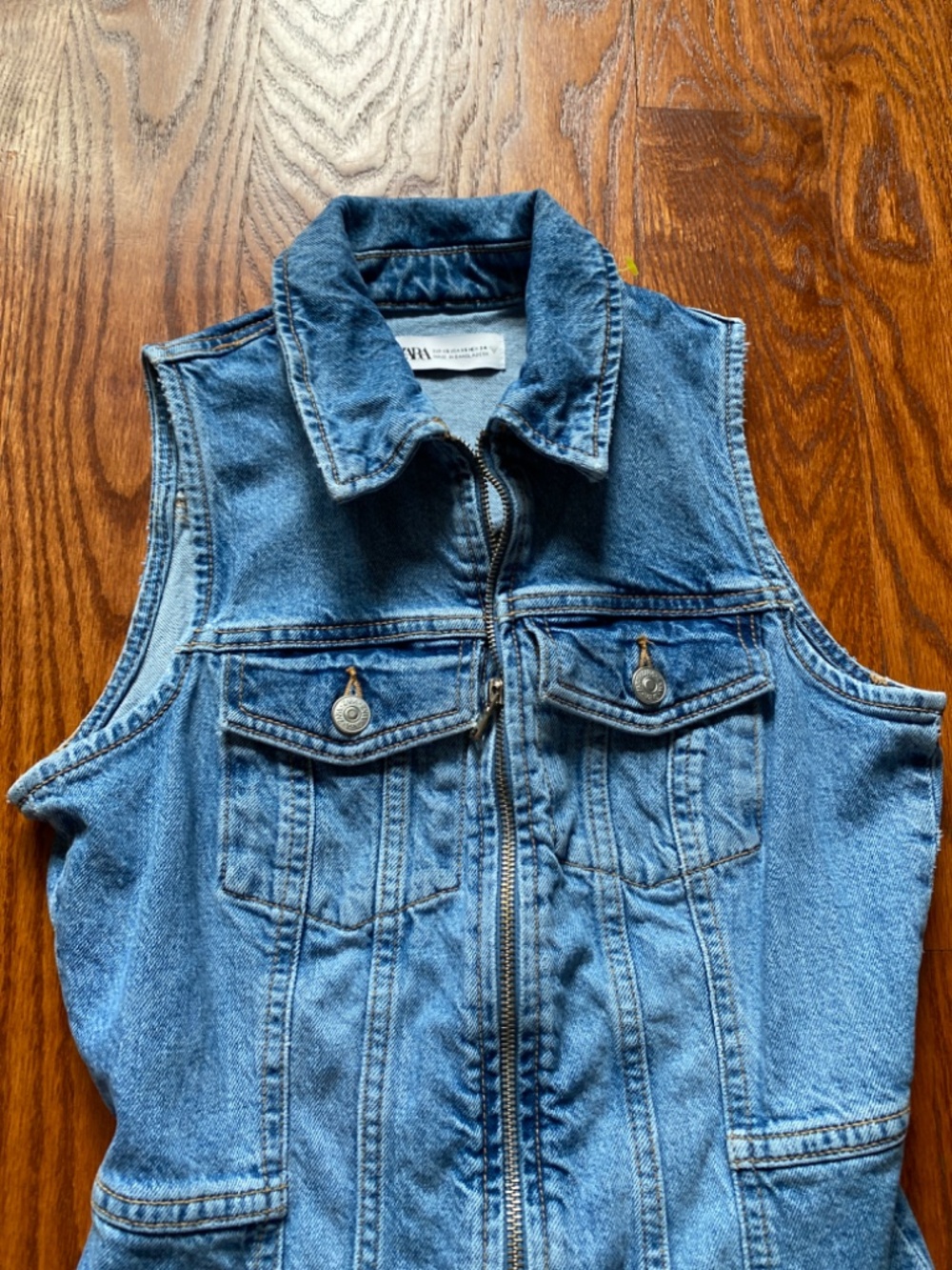 ZARA MEDIUM WASH COLLARED DENIM MINI DRESS - Picture 3 of 4